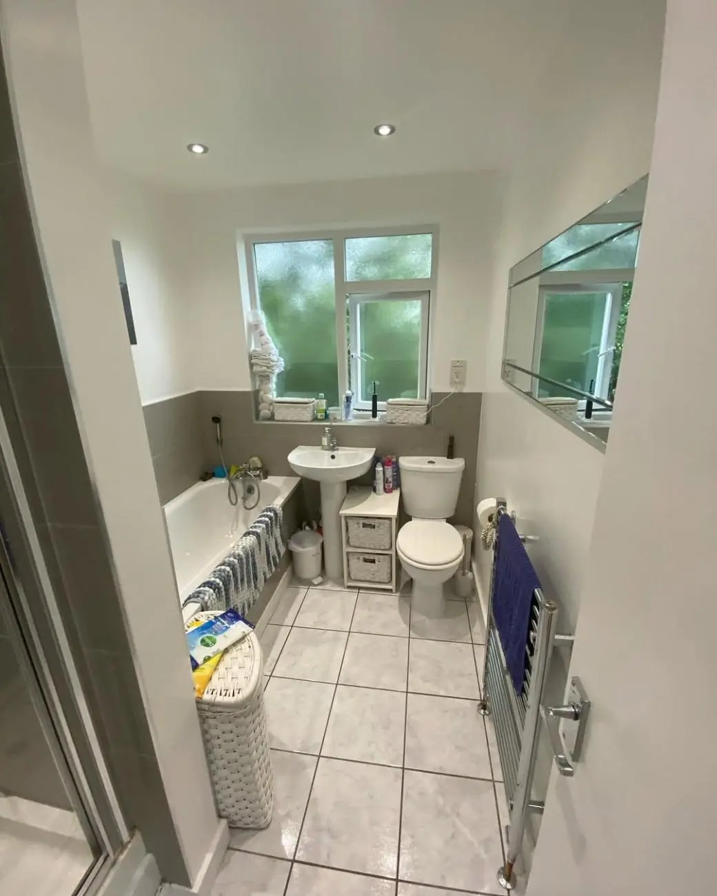 Buildaway Bathroom 1 Before