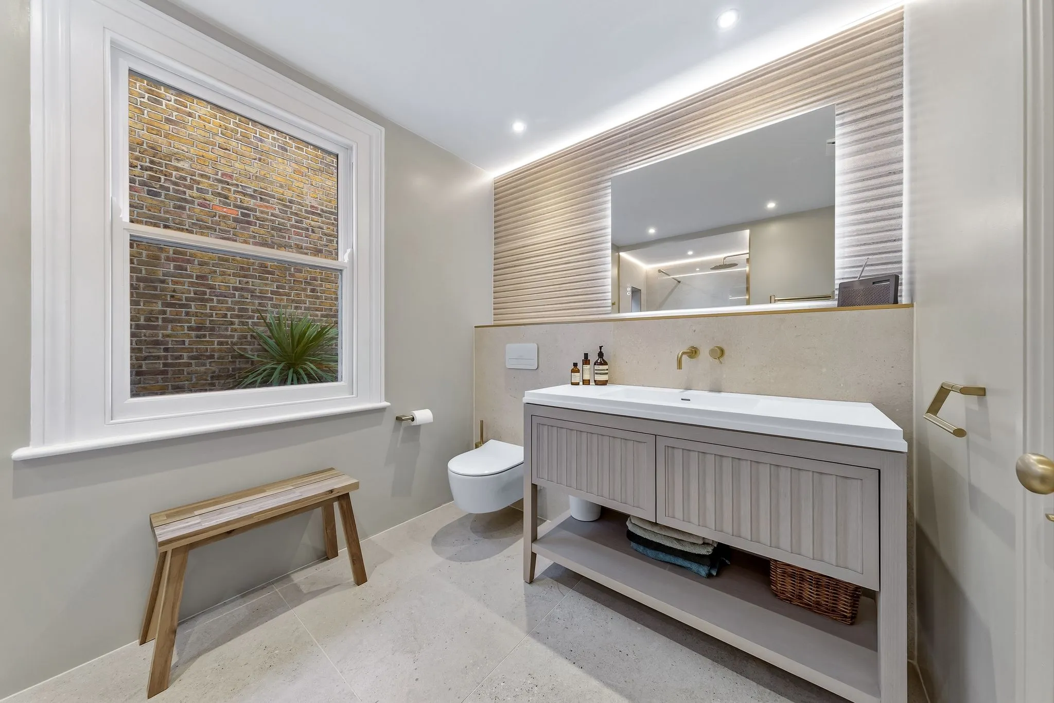 Bathroom renovation timeline and stages for Sidcup homes by Buildaway